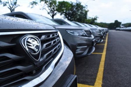 Tan Sri Vincent Tan sues Malaysian gov’t Spanco over Naza-Berjaya’s loss of vehicle fleet concession deal