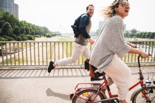 Is Biking or Running a Better Workout? Here's How to Decide