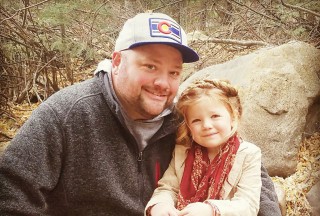 This Single Father Couldn’t Do His Daughter’s Hair So He Went To Beauty School
