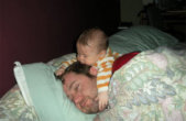 Hilarious Co-Sleeping Fails That Sleep-Deprived Parents Can Relate To