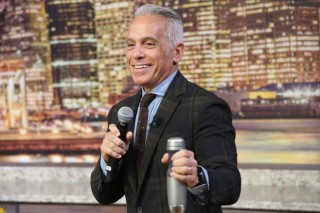 How 'Chopped' Judge Geoffrey Zakarian Stays Fit While Enjoying Good Food